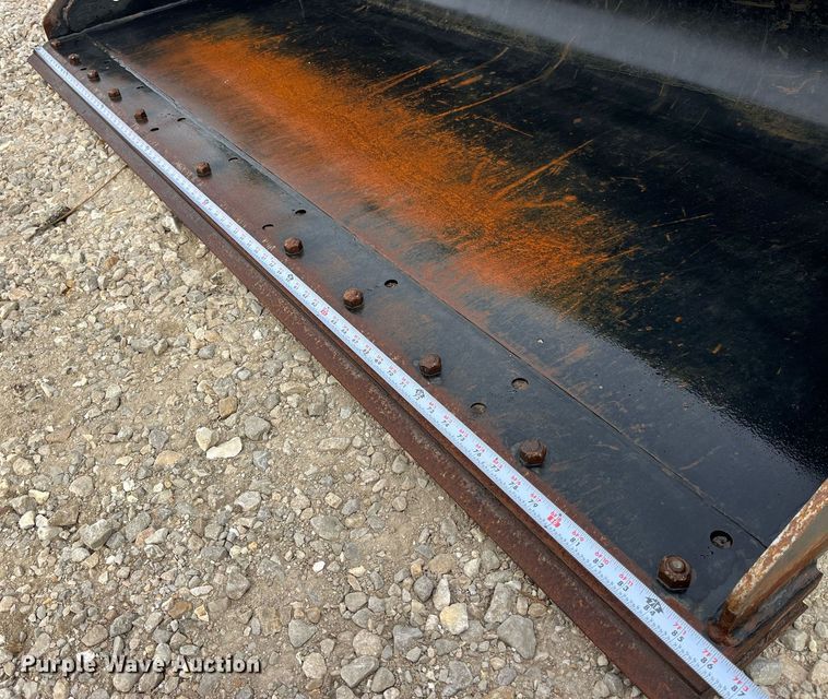 image for item LD9797 Caterpillar  86" W skid steer bucket