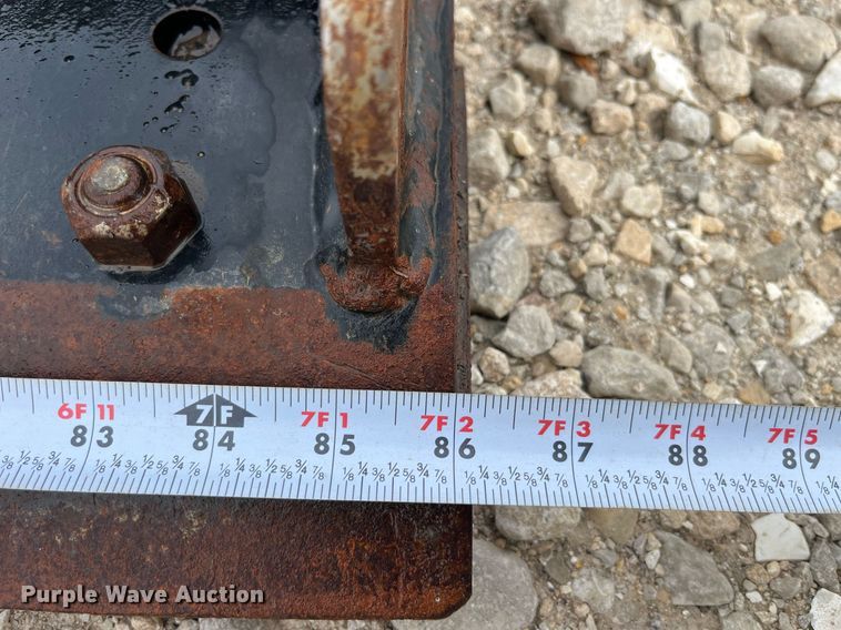 image for item LD9797 Caterpillar  86" W skid steer bucket