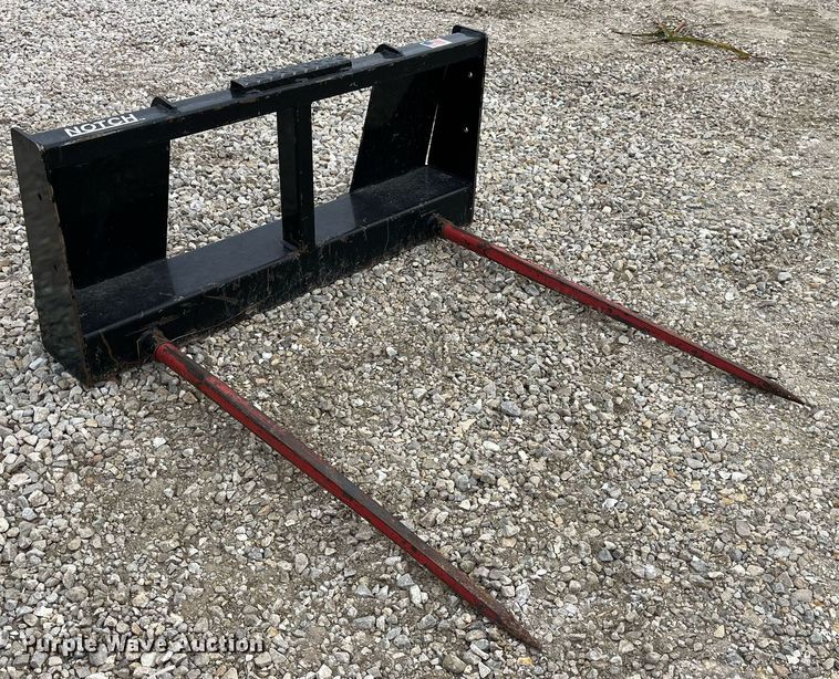 image for item LD9799 Notch BSD  skid steer bale spear