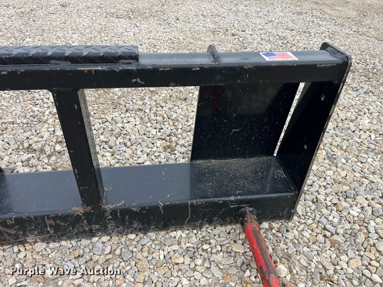 image for item LD9799 Notch BSD  skid steer bale spear