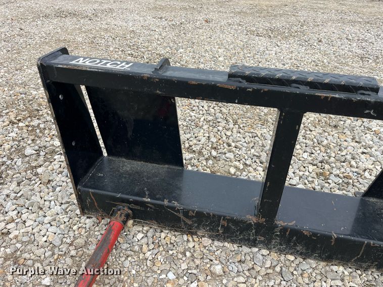 image for item LD9799 Notch BSD  skid steer bale spear