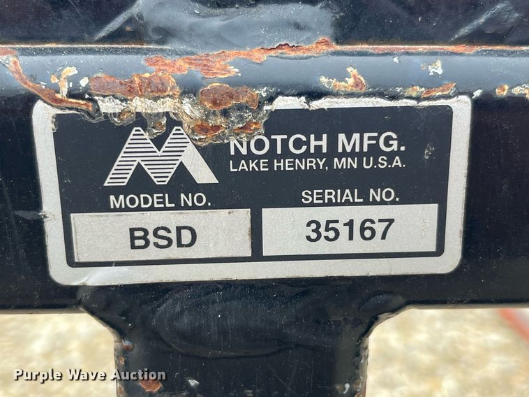 image for item LD9799 Notch BSD  skid steer bale spear