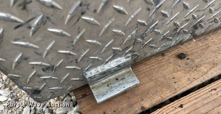 image for item LD9801 Fuel tank