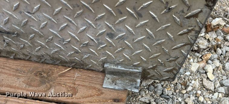 image for item LD9801 Fuel tank