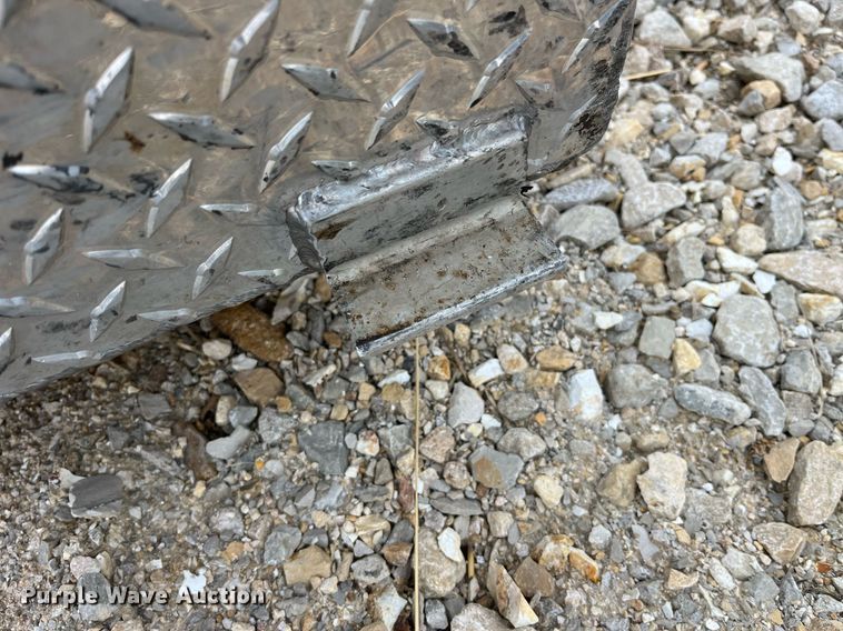 image for item LD9801 Fuel tank