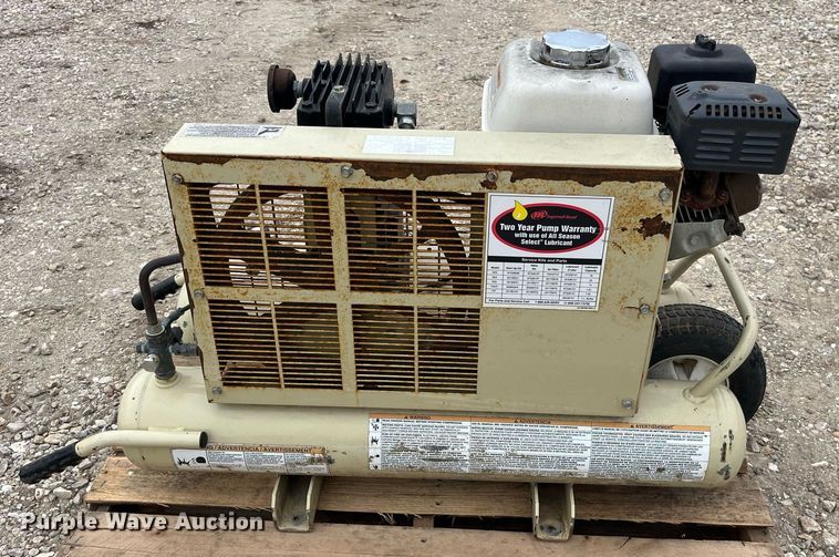 image for item LD9802 Ingersoll Rand SS3  air compressor