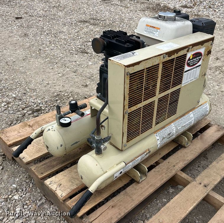 image for item LD9802 Ingersoll Rand SS3  air compressor
