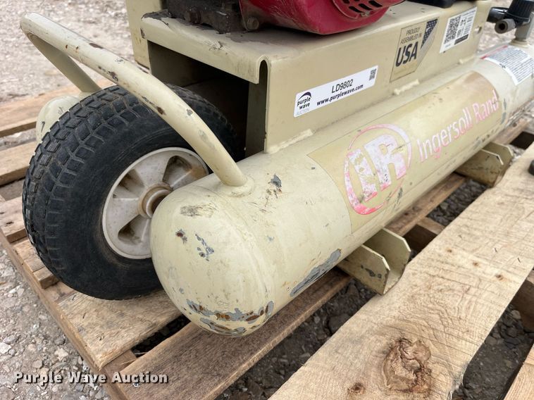 image for item LD9802 Ingersoll Rand SS3  air compressor