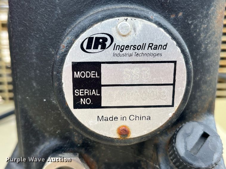 image for item LD9802 Ingersoll Rand SS3  air compressor
