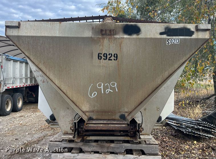 image for item LD9805 Swenson  spreader
