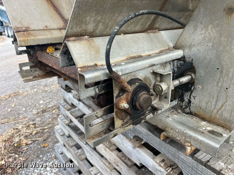 image for item LD9805 Swenson  spreader