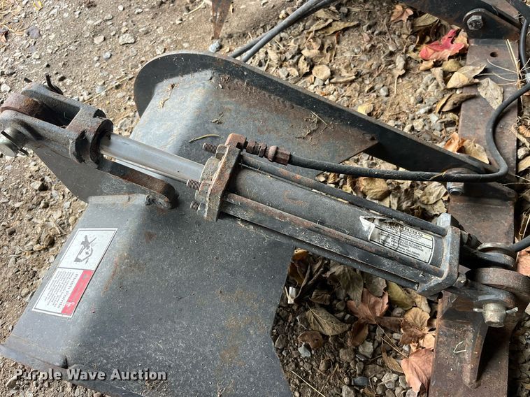 image for item LD9814 Skid steer grapple