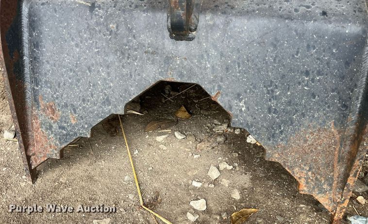 image for item LD9814 Skid steer grapple