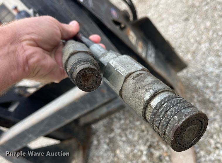 image for item LD9821 Skid steer grapple forks