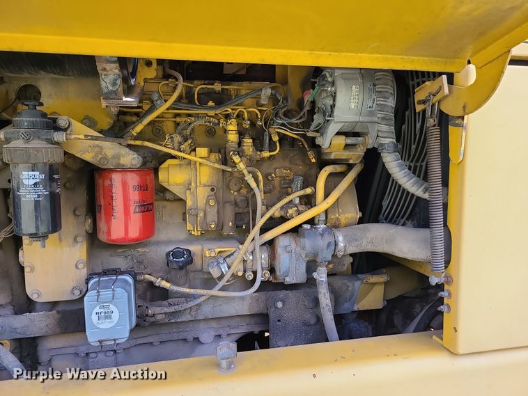 image for item LJ9295 1996 John Deere 770BH  motor grader