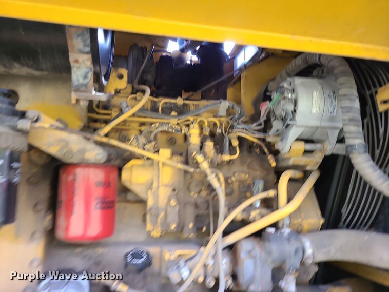 image for item LJ9295 1996 John Deere 770BH  motor grader