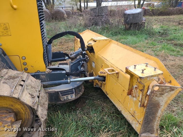 image for item LJ9296 2013 John Deere 650K  dozer