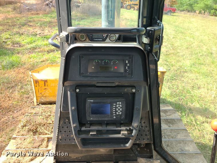 image for item LJ9296 2013 John Deere 650K  dozer