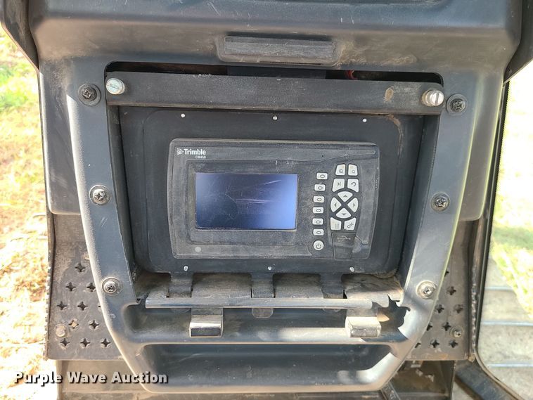 image for item LJ9296 2013 John Deere 650K  dozer