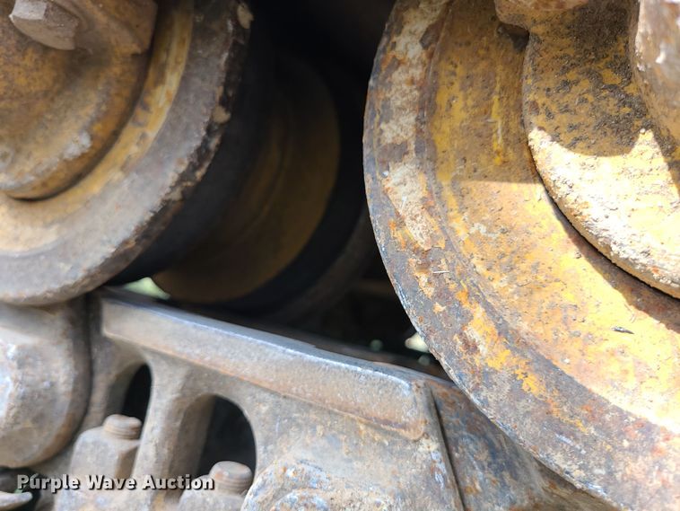 image for item LJ9296 2013 John Deere 650K  dozer