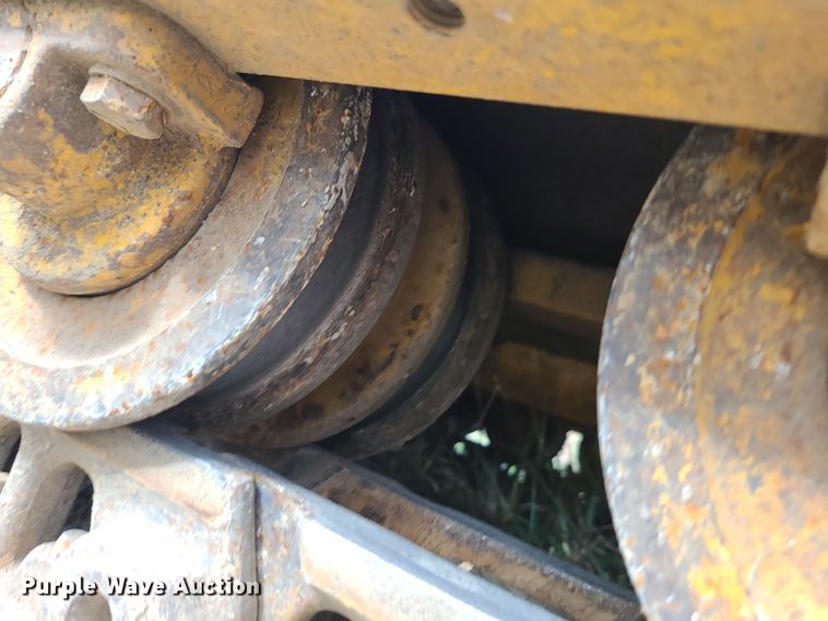 image for item LJ9296 2013 John Deere 650K  dozer