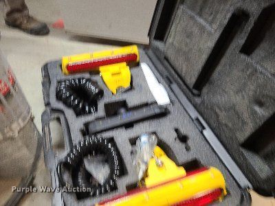 image for item LJ9296 2013 John Deere 650K  dozer