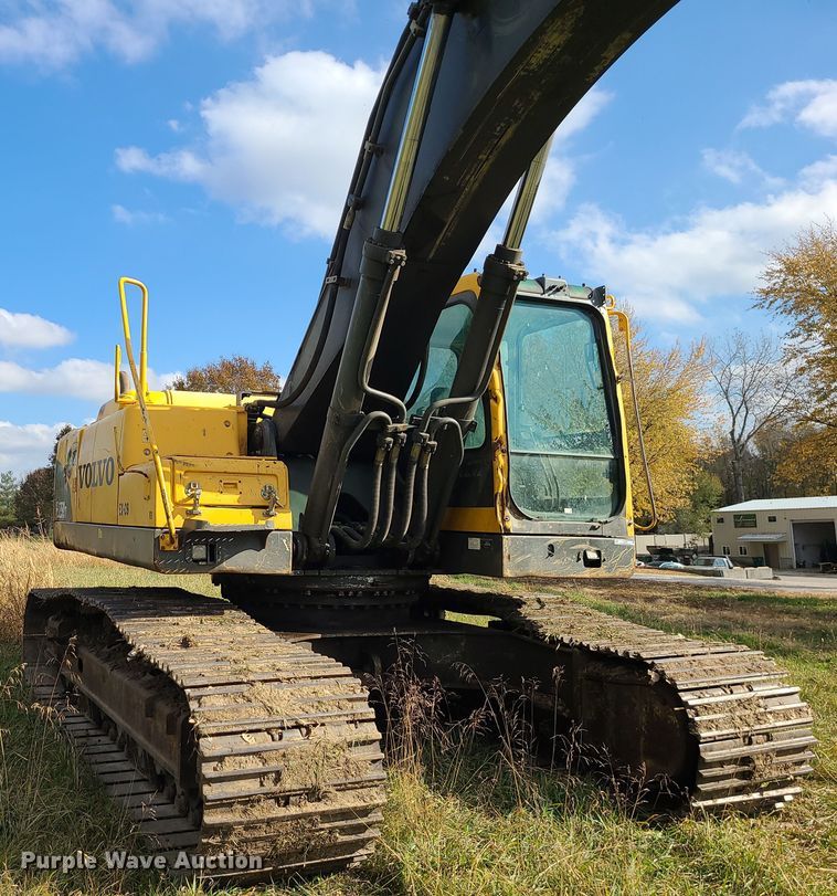 image for item LJ9297 2006 Volvo EC330BLC  excavator