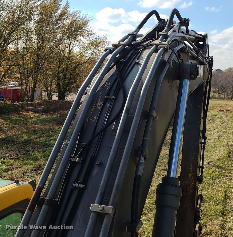 image for item LJ9297 2006 Volvo EC330BLC  excavator