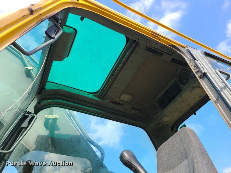 image for item LJ9297 2006 Volvo EC330BLC  excavator