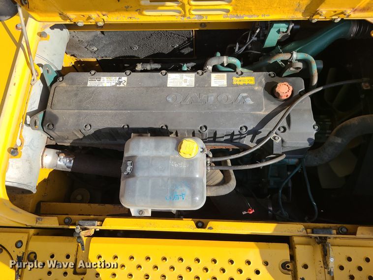 image for item LJ9297 2006 Volvo EC330BLC  excavator