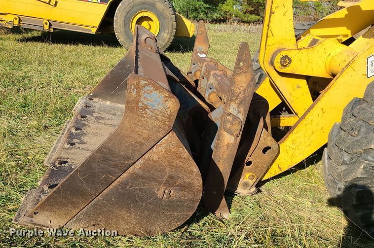 image for item LJ9298 1996 Komatsu WA180-1  wheel loader