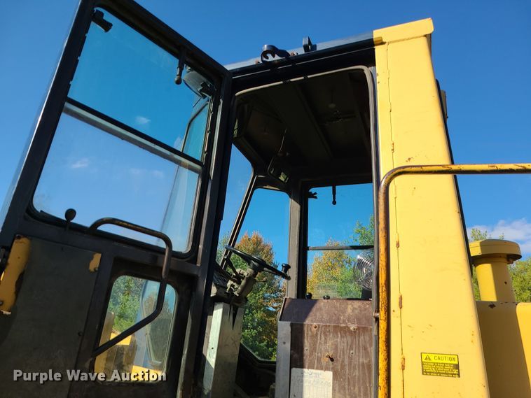 image for item LJ9298 1996 Komatsu WA180-1  wheel loader