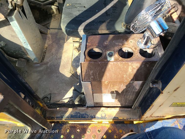 image for item LJ9298 1996 Komatsu WA180-1  wheel loader