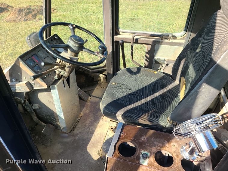 image for item LJ9298 1996 Komatsu WA180-1  wheel loader