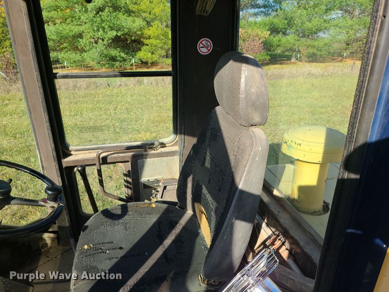 image for item LJ9298 1996 Komatsu WA180-1  wheel loader