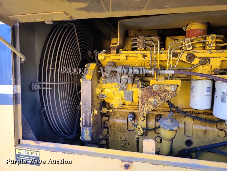 image for item LJ9298 1996 Komatsu WA180-1  wheel loader