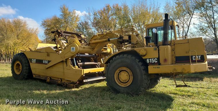 image for item LJ9299 1989 Caterpillar 615C  elevating scraper