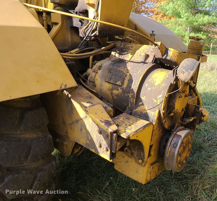 image for item LJ9299 1989 Caterpillar 615C  elevating scraper