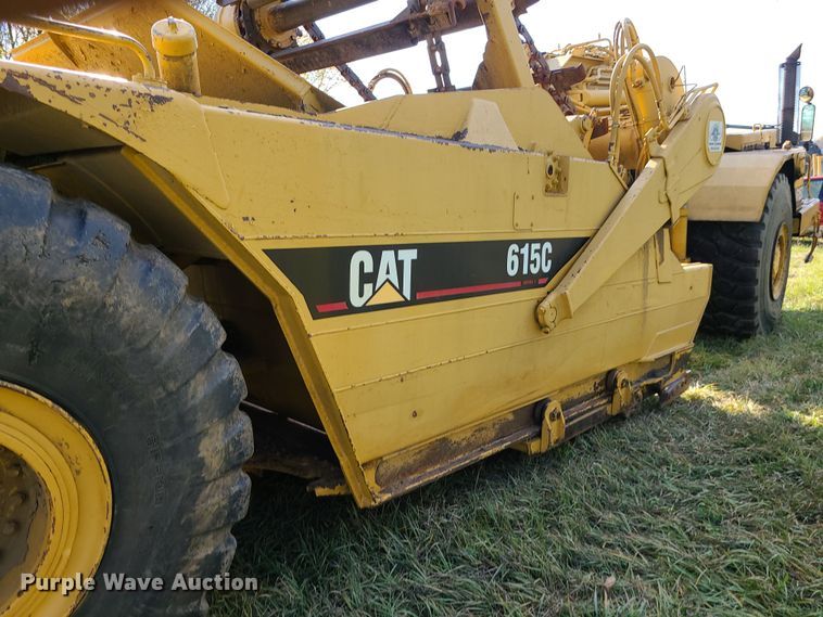 image for item LJ9299 1989 Caterpillar 615C  elevating scraper