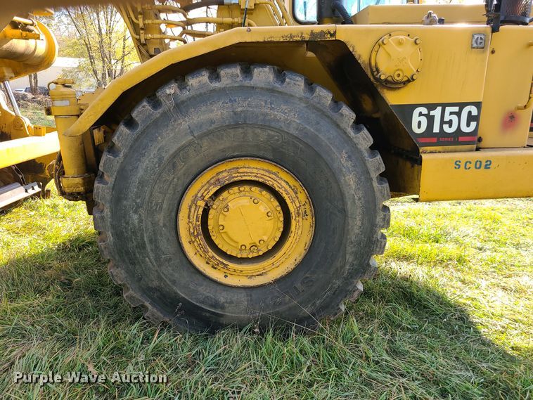 image for item LJ9299 1989 Caterpillar 615C  elevating scraper