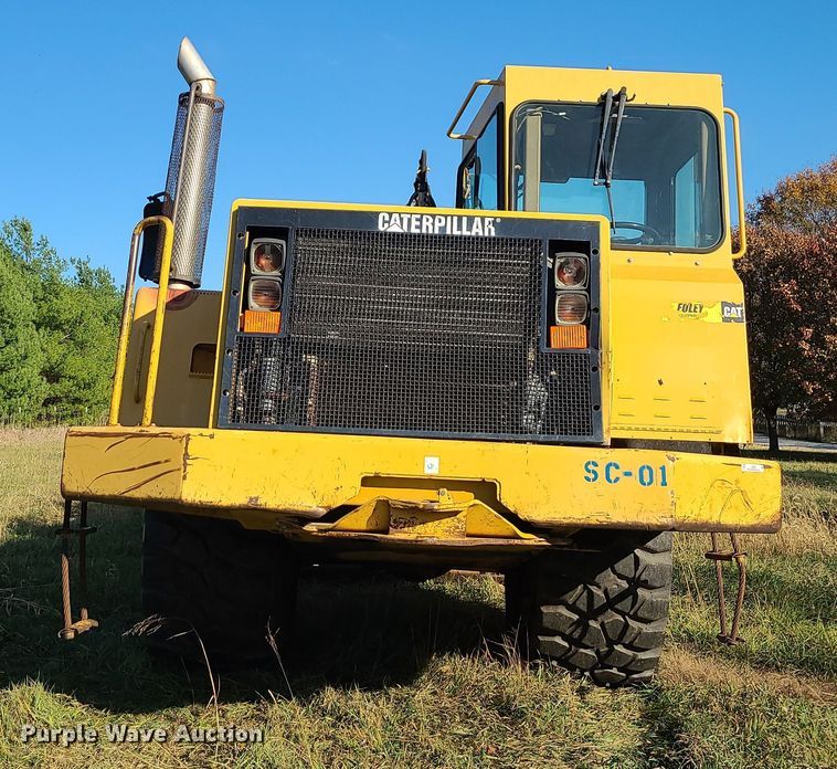 image for item LJ9300 2006 Caterpillar 615C Series II  elevating scraper