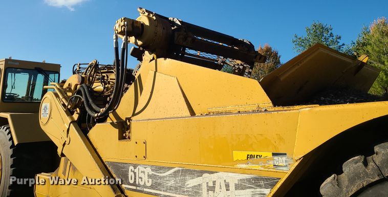 image for item LJ9300 2006 Caterpillar 615C Series II  elevating scraper