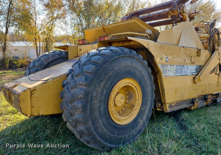 image for item LJ9300 2006 Caterpillar 615C Series II  elevating scraper