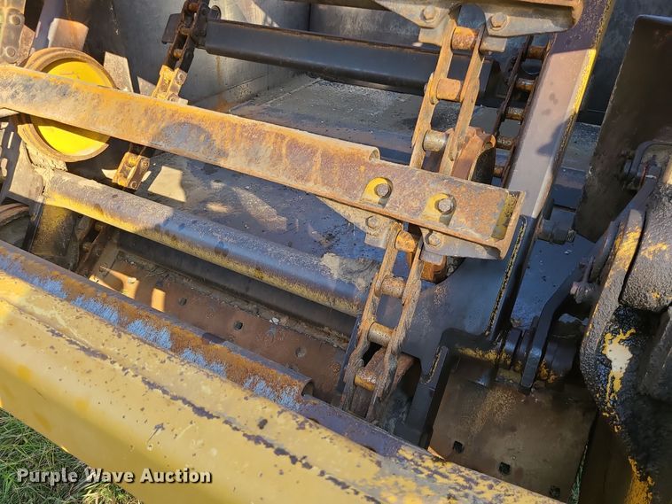 image for item LJ9300 2006 Caterpillar 615C Series II  elevating scraper