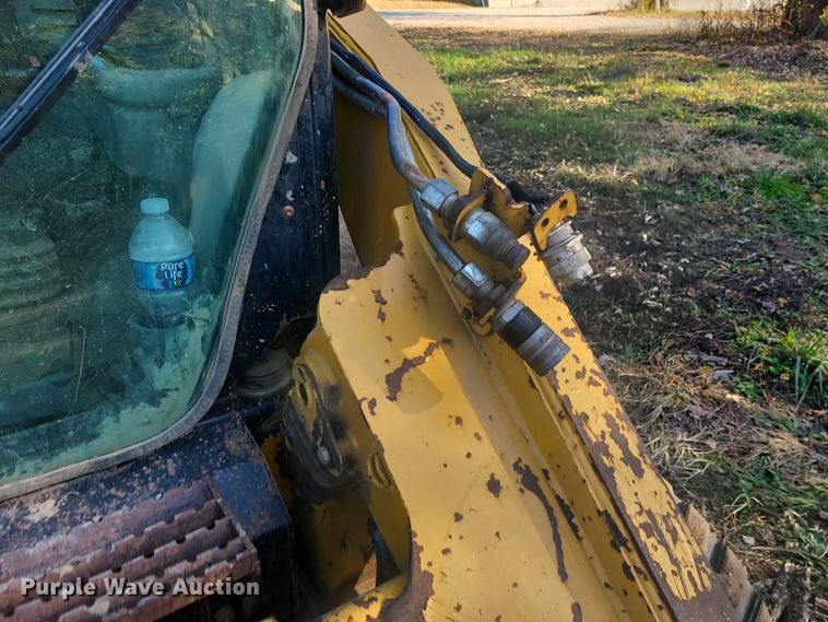 image for item LJ9301 2011 Caterpillar 289C  tracked skid steer loader