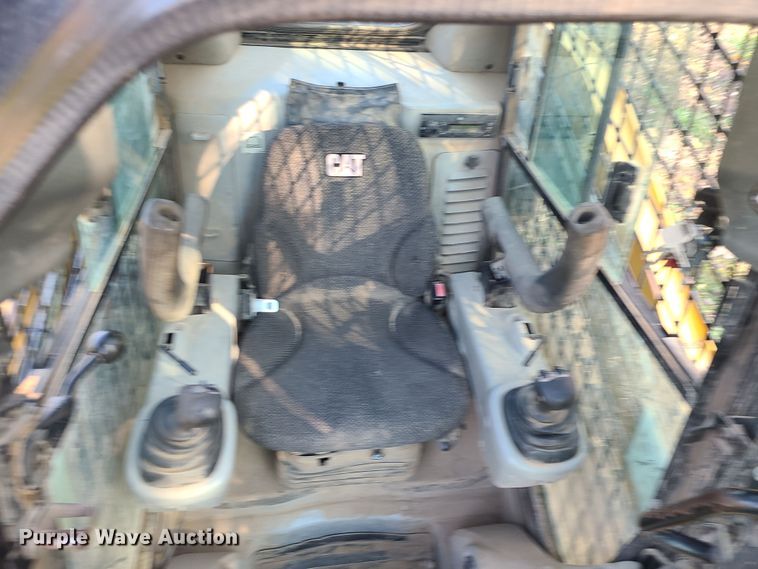 image for item LJ9301 2011 Caterpillar 289C  tracked skid steer loader