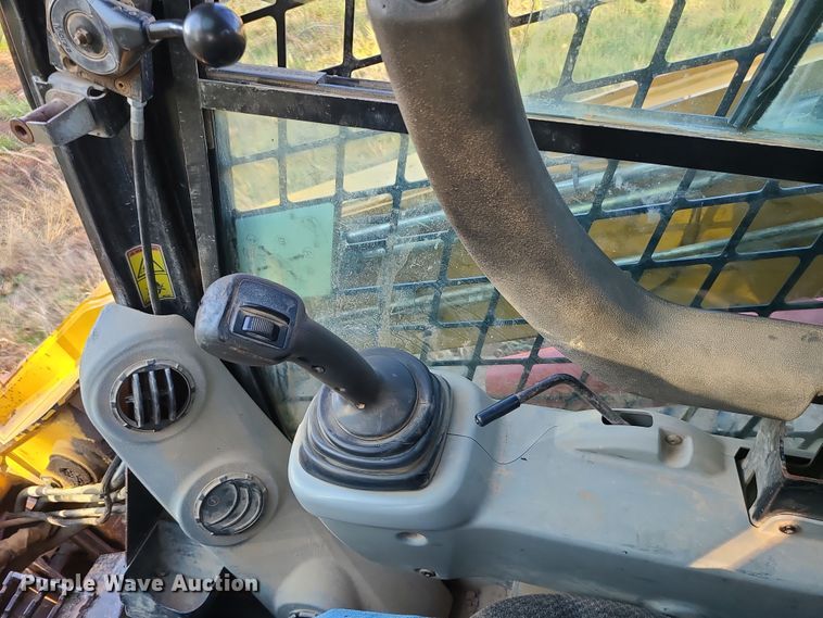 image for item LJ9301 2011 Caterpillar 289C  tracked skid steer loader