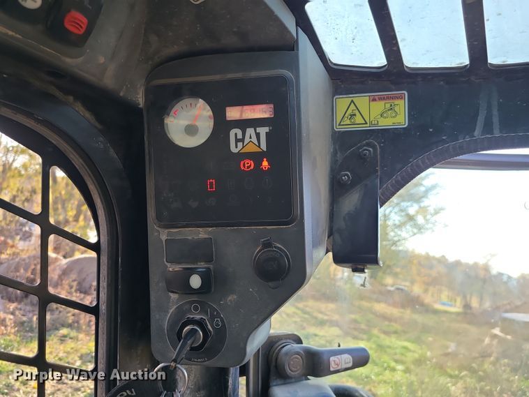 image for item LJ9301 2011 Caterpillar 289C  tracked skid steer loader