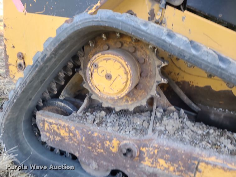 image for item LJ9301 2011 Caterpillar 289C  tracked skid steer loader