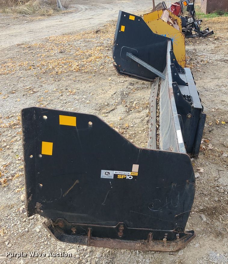 image for item LJ9307 John Deere SP10  skid steer snow pusher